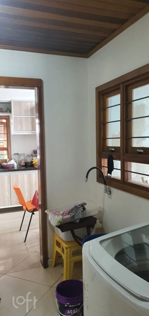 Image 13 - 249326